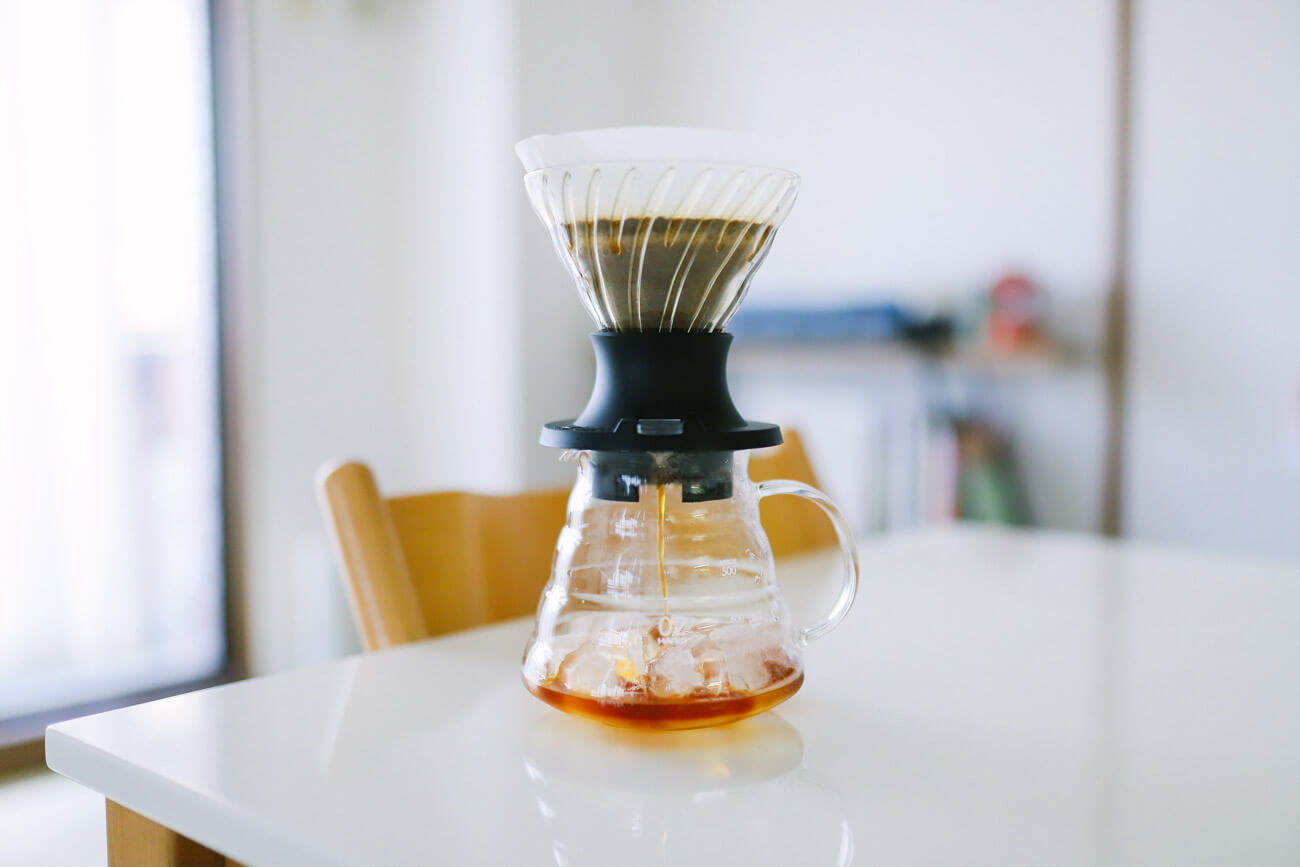 浸漬式ドリッパースイッチで急冷アイスコーヒーの淹れ方 – オニマガ
