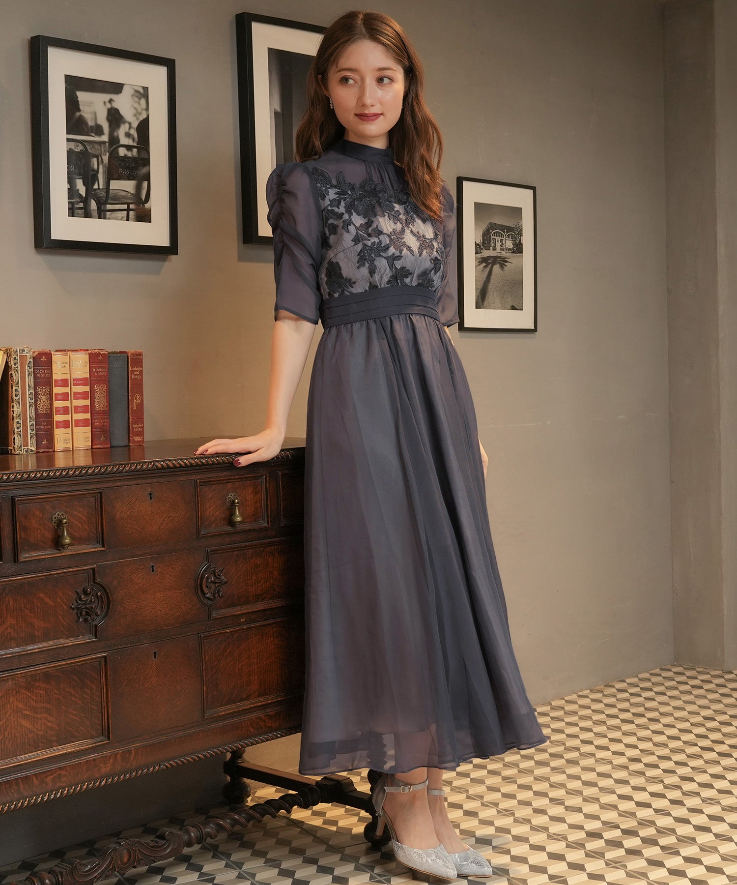 フラワー刺繍ワンピースドレス