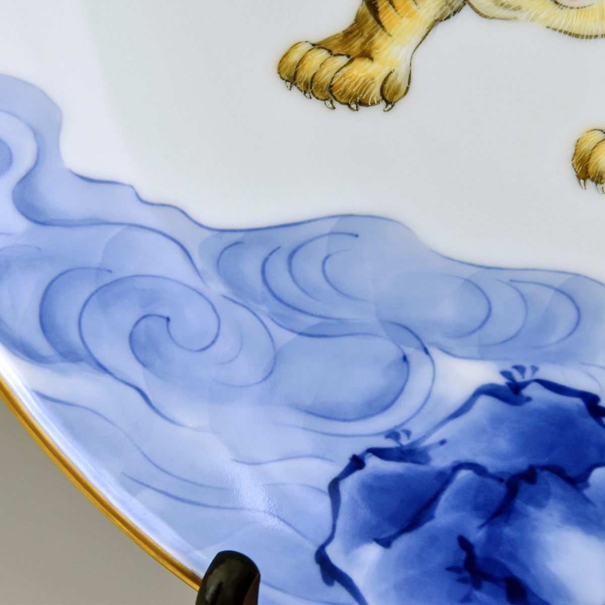 染錦竹寅文）飾り皿|有田焼の老舗-香蘭社オンラインショップ