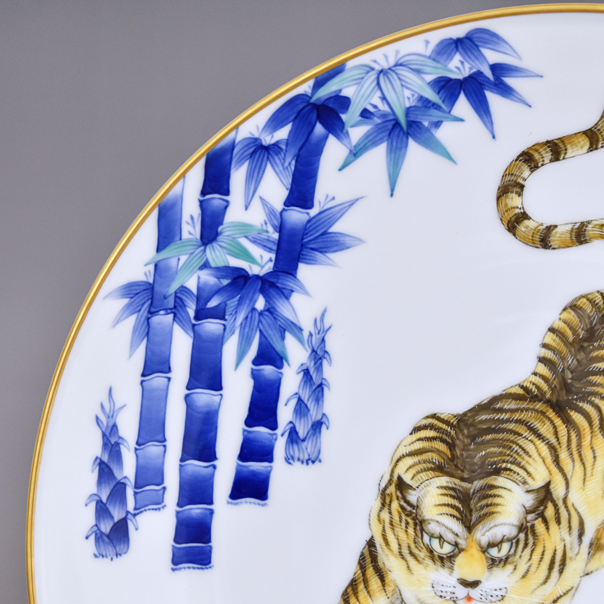 染錦竹寅文）飾り皿|有田焼の老舗-香蘭社オンラインショップ