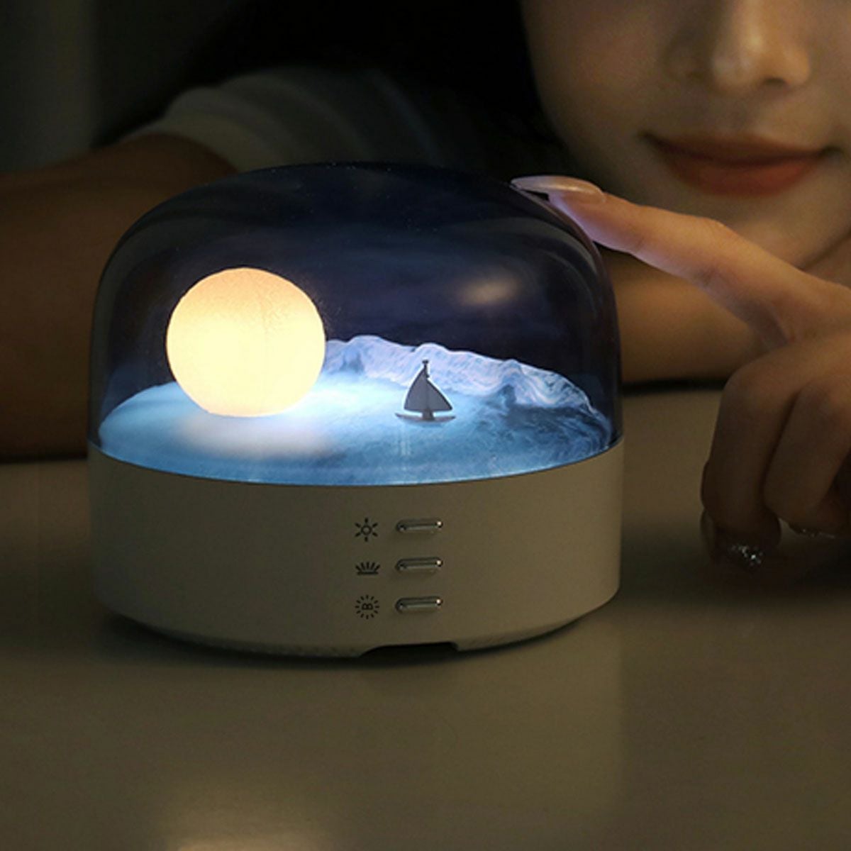 ジオラマ ムーン スケープ ランプ / Diorama Moon Scape Lamp