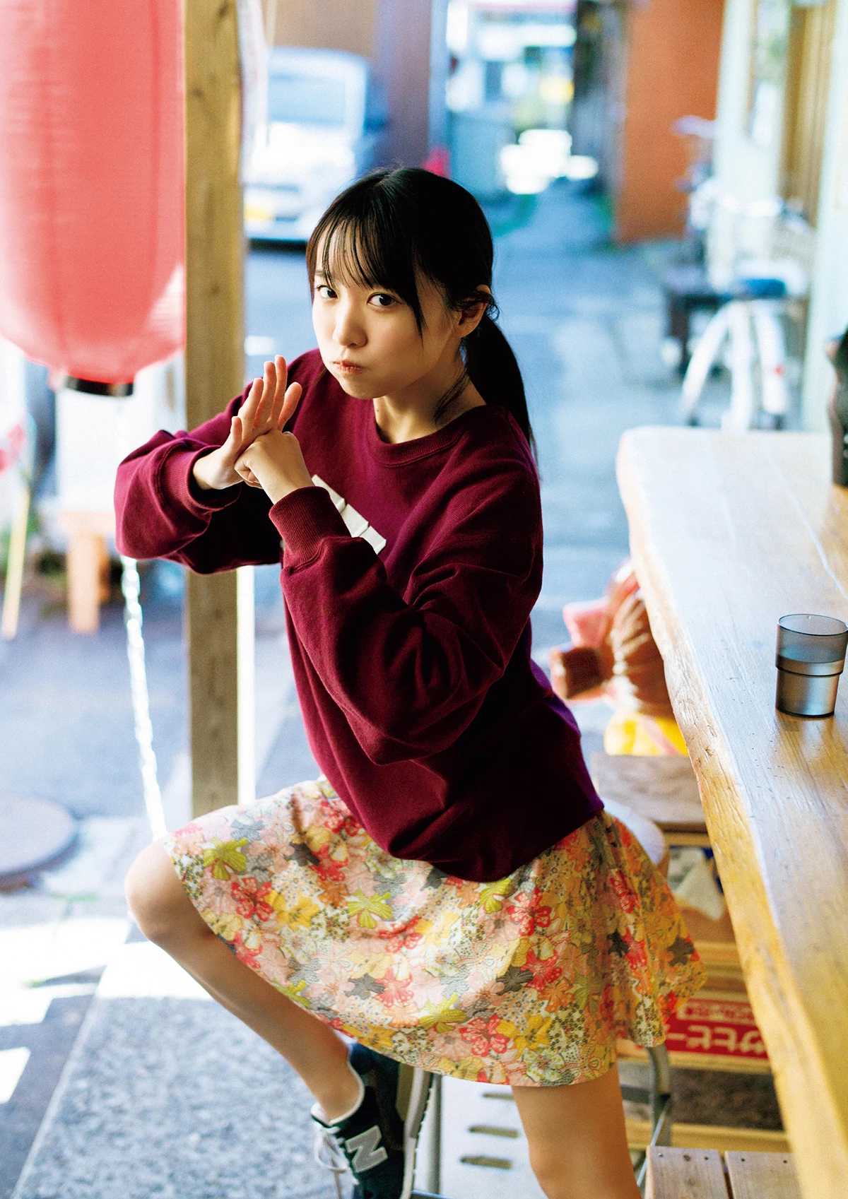 ひめもすオーケストラ・椿野ゆうこ1st写真集『椿の色』が発売中