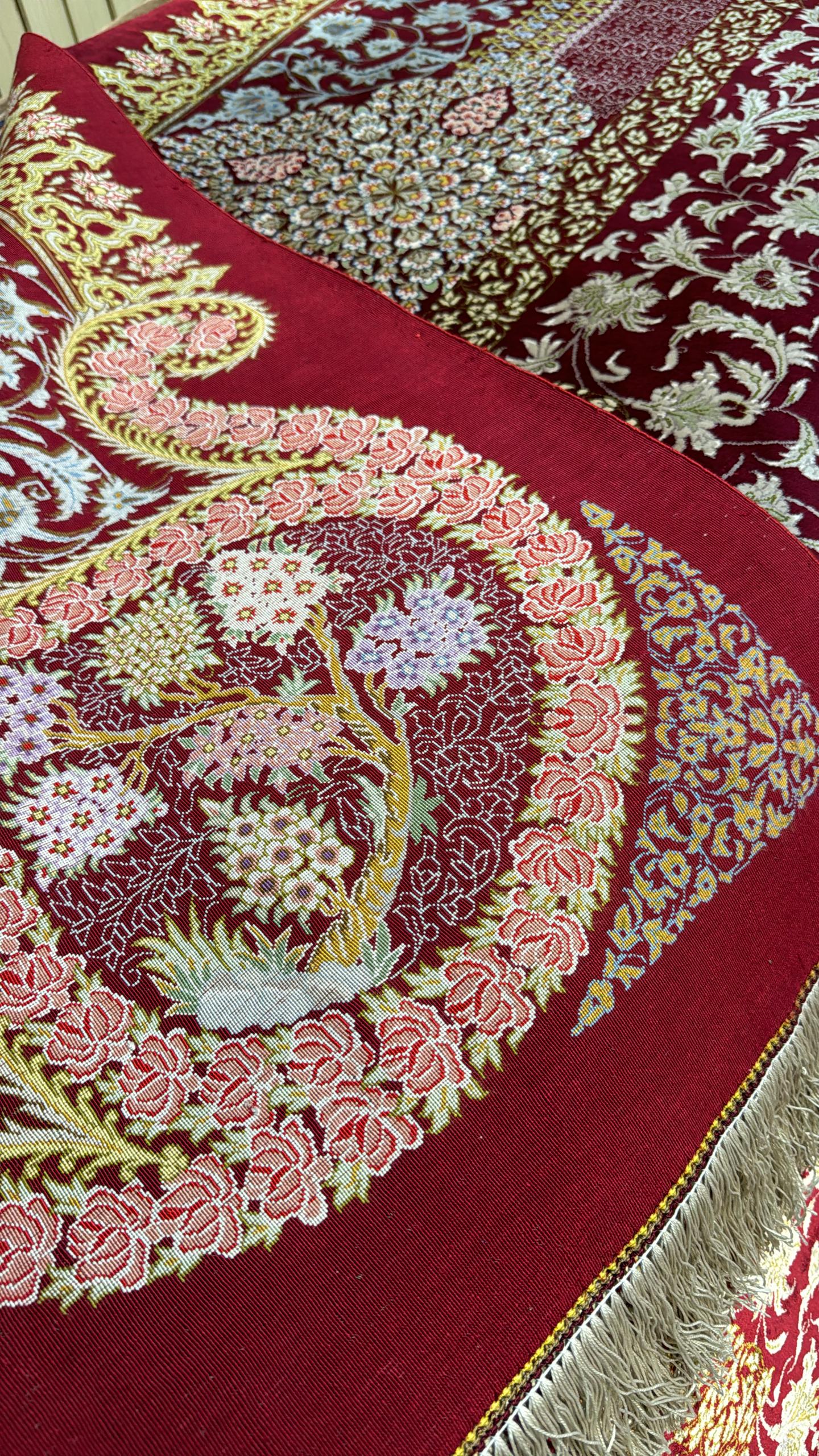 高級ペルシャ絨毯クム産シルク100％ サマディ工房 301×200cm（FN-10050