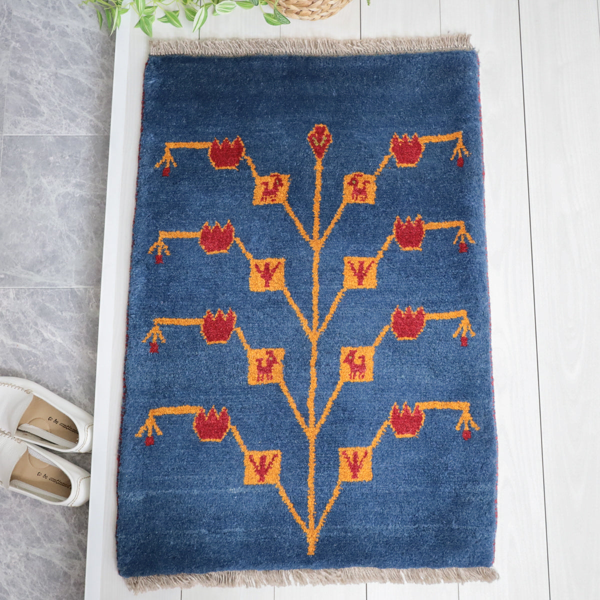 ペルシャ 手織り 絨毯 ( TREE OF LIFE ) ペルシャ 手織り 絨毯