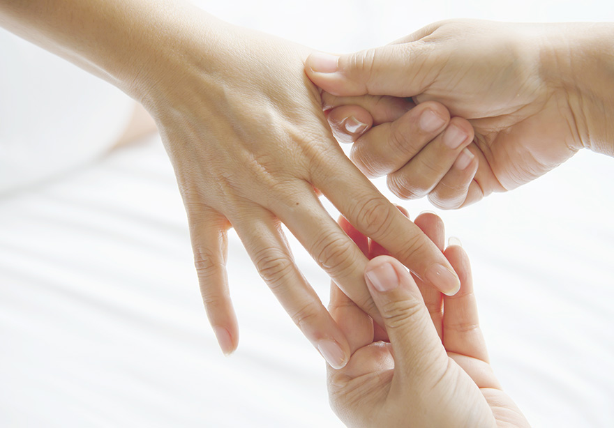 通信講座｜ハンドマッサージ専門の認定資格「おてやすみスクール」