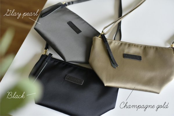 ナイロンショルダーバッグ／mini – OURHOME