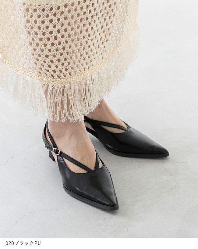 menue (メヌエ) クロスストラップ ポインテッドトゥ ヒールパンプス