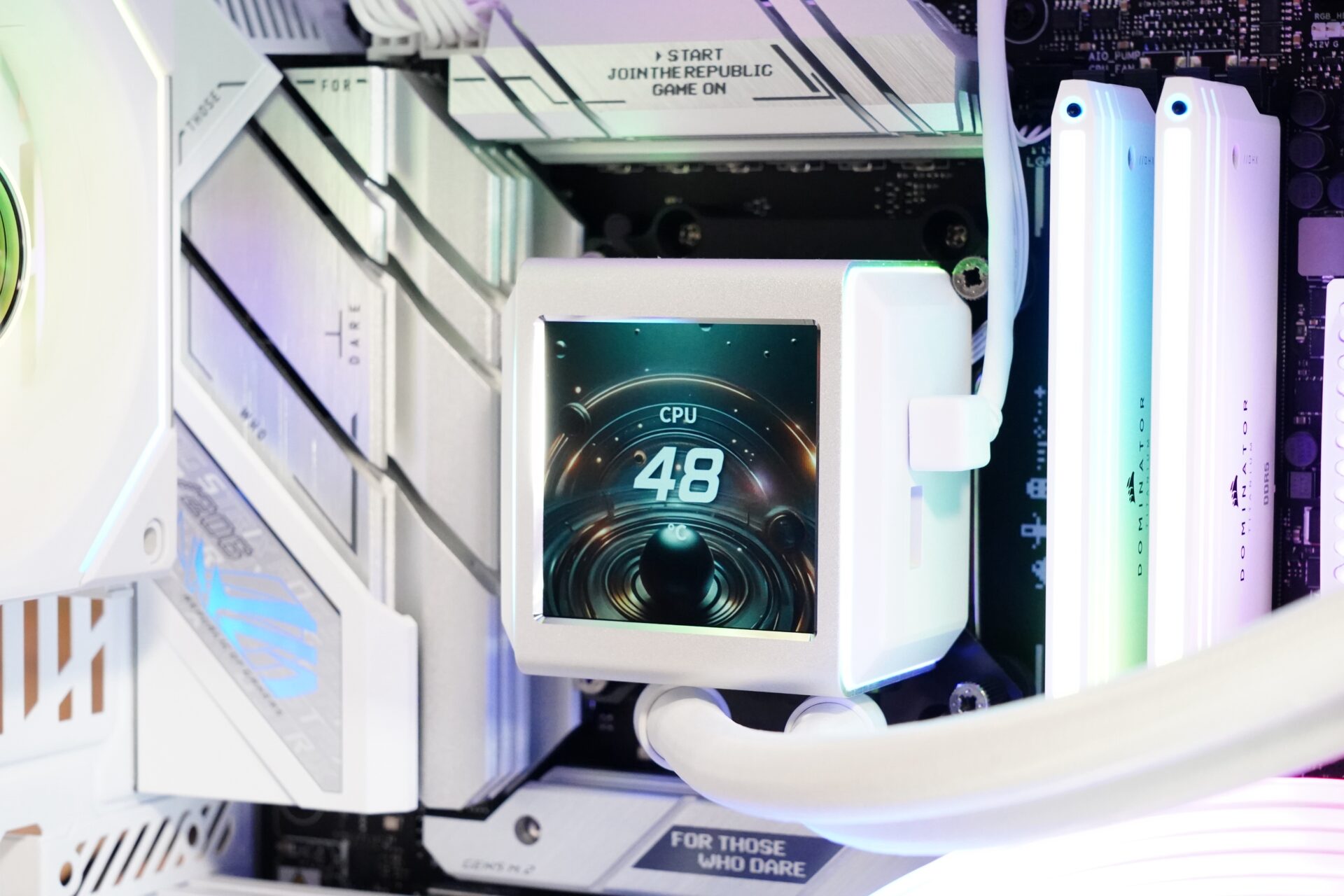 制作実績】白とRGBが魅力的な、性能と美しさを両立するPCを制作しま