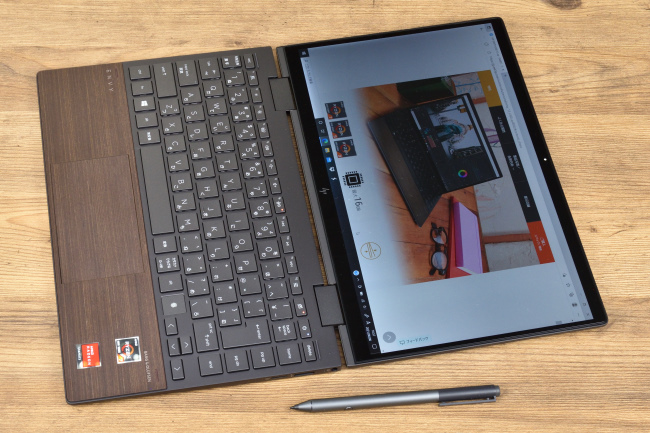 HP ENVY x360 13-ay (Wood Edition) レビュー：天然木のパームレストが