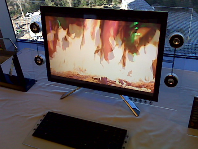 Dell Crystal Takes Home Best of CES Innovations Award 2008 - PC