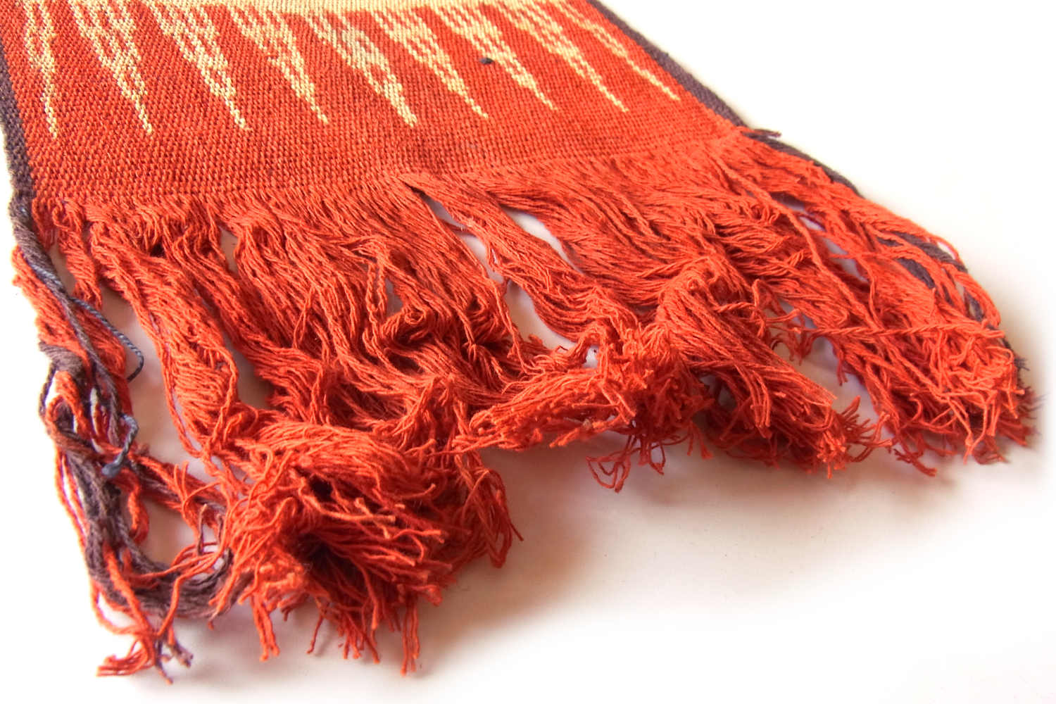 スラウェシ島トラジャ・イカットNo.T-ISW-013|野趣あふれる