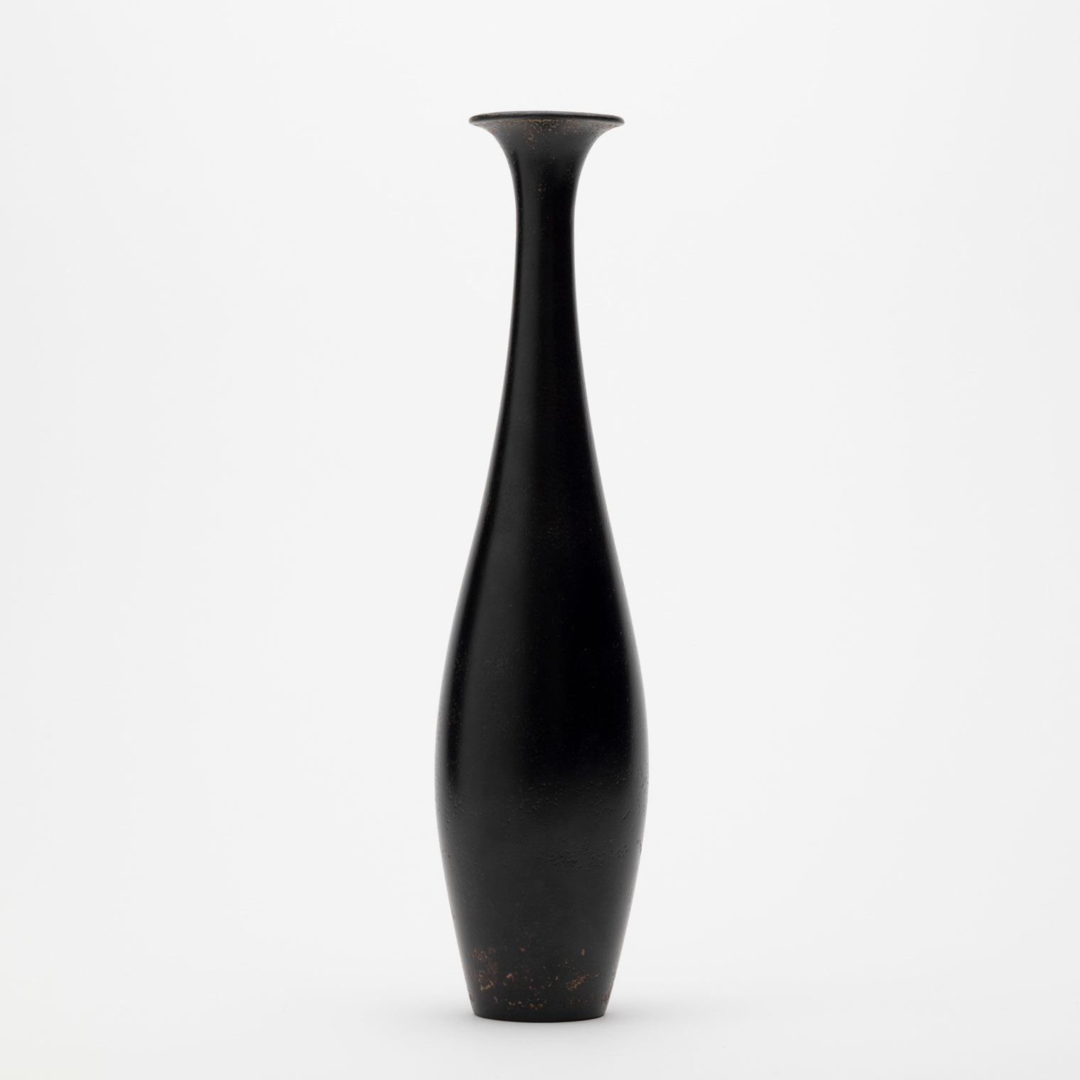 黑 花器 | Works | 安齊賢太 | panorama