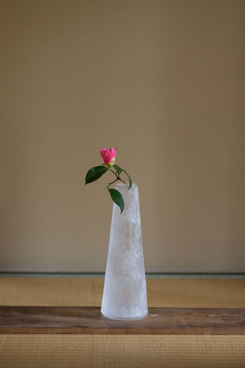 瀬沼健太郎 鶴首花器 ガラス製 花器 瀬沼健太郎 – Landscipe