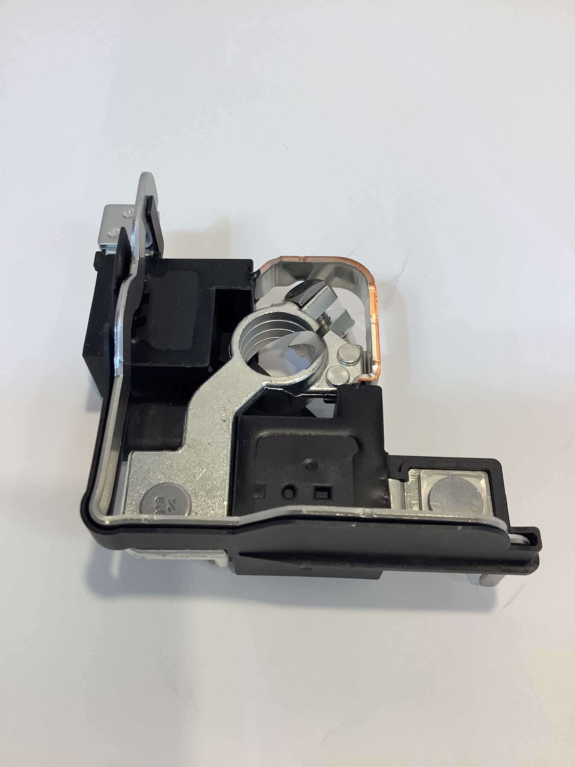 ベンツパーツ 通販 CLA180 W117 バッテリー +端子 カレントリミッター