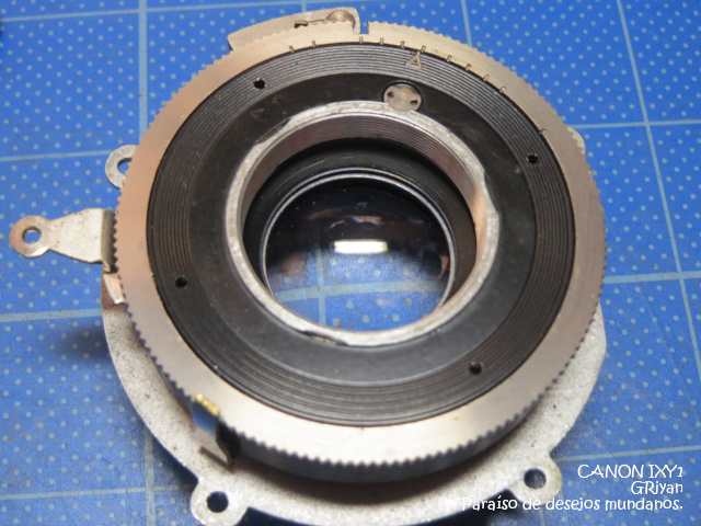 Rolleiflex Standard ついに2眼レフの始祖的カメラのジャンクをGET