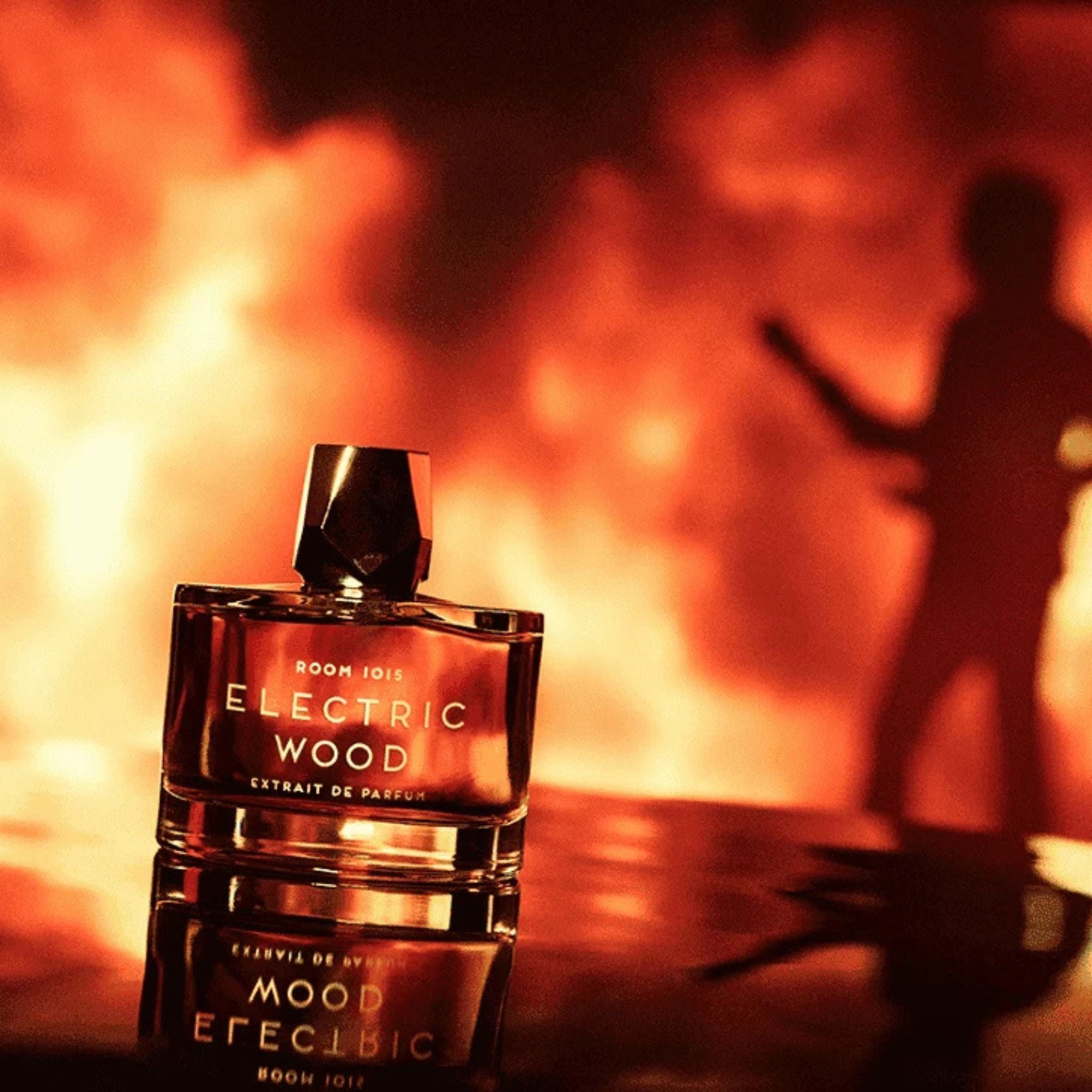 Electric Wood Extrait · Parfum Exquis US