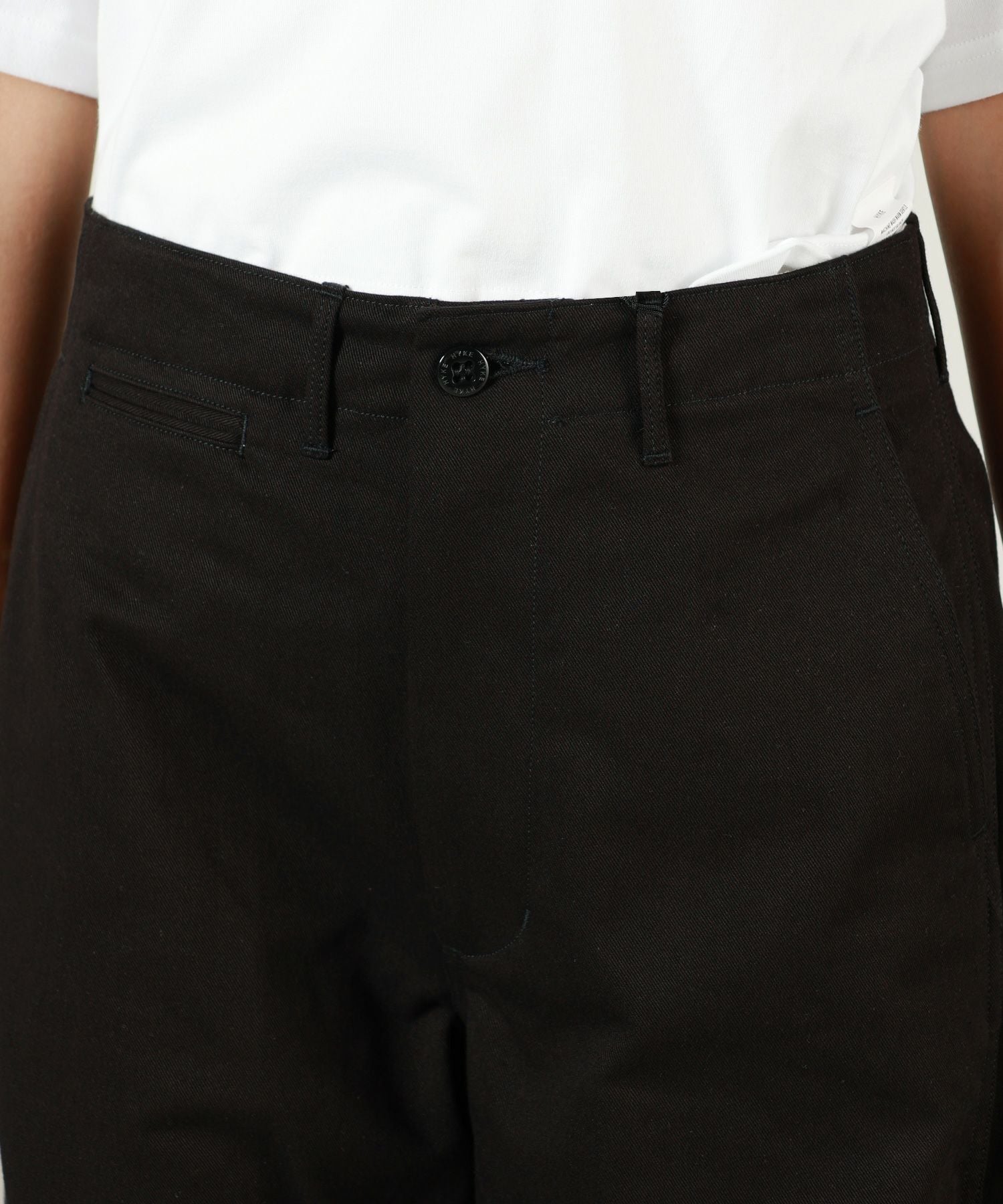 HYKE(ハイク)】 ≪Genderless≫BARREL-LEG CHINO PANTS｜PARIGOT