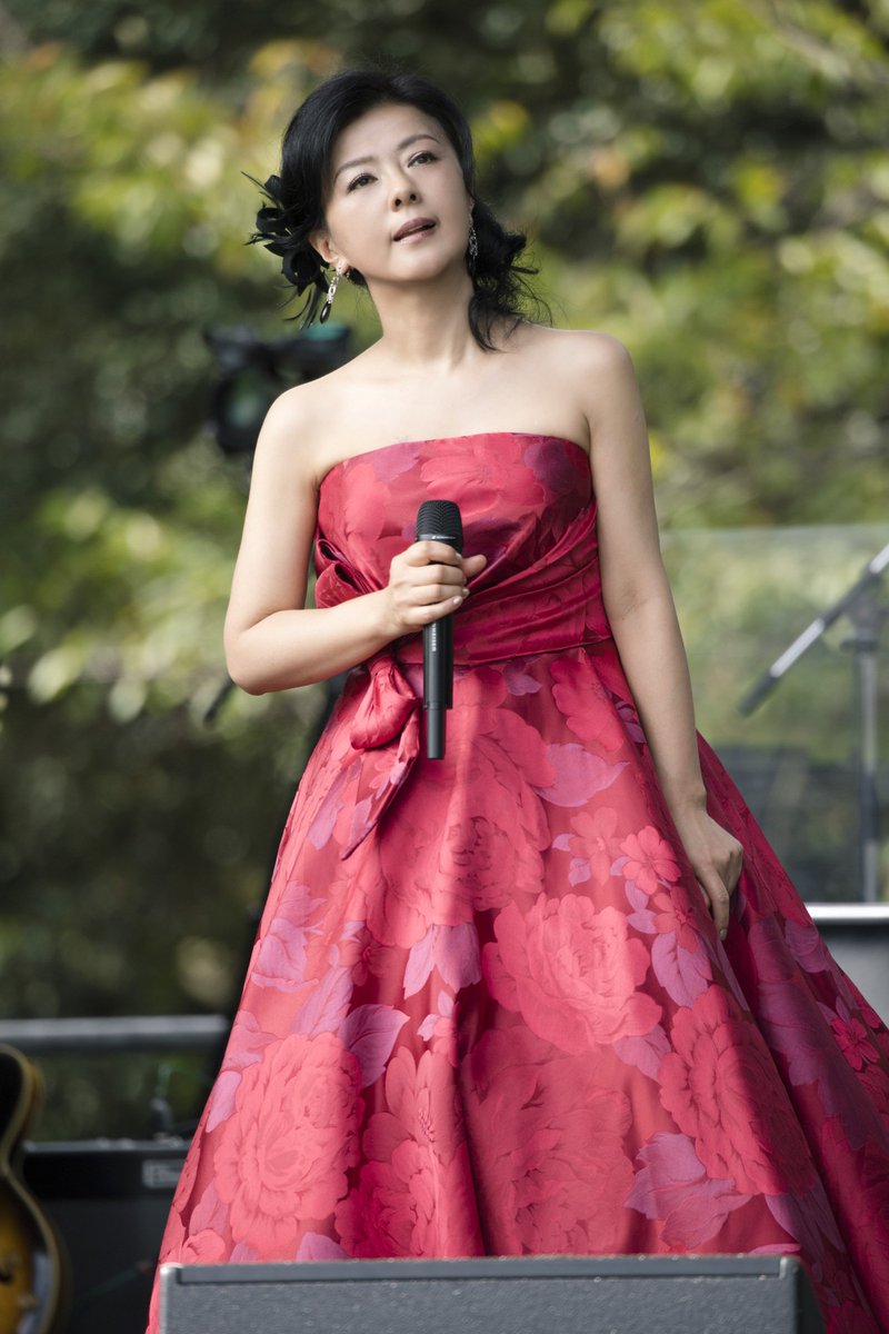 薬師丸ひろ子が9/25（日）、3000人を集めた初の野外コンサートを奈良県