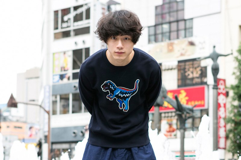 坂口健太郎　Tシャツ　サコッシュ　セット