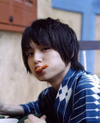 伊野尾慧の浴衣は美だと思う。 スタイル良すぎじゃありません