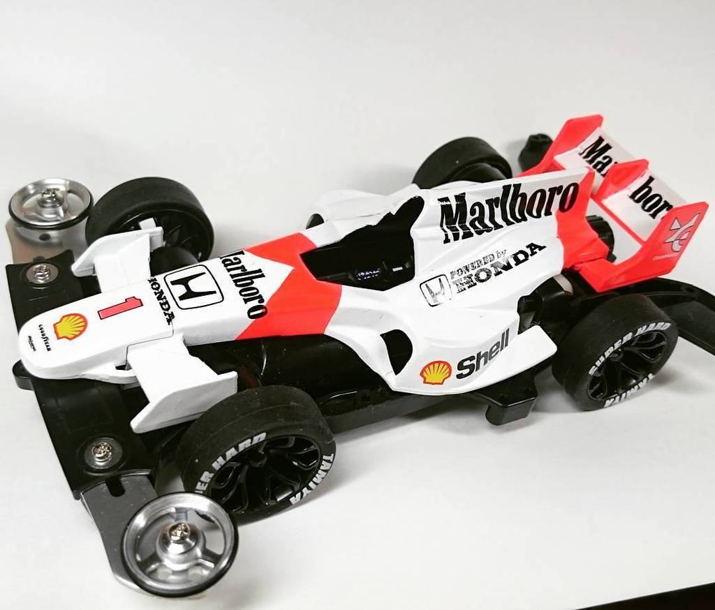 復帰したての頃にコンデレ出そうかと作ったシャドウシャークのF1風