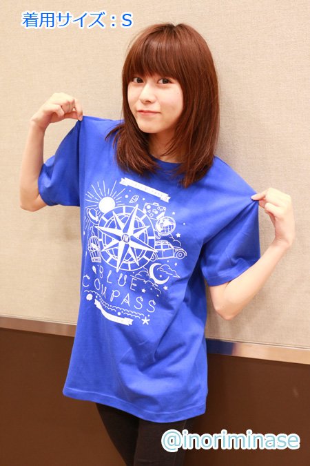 続いてはTシャツのご紹介です！爽やかなブルーにライブロゴが映えるT