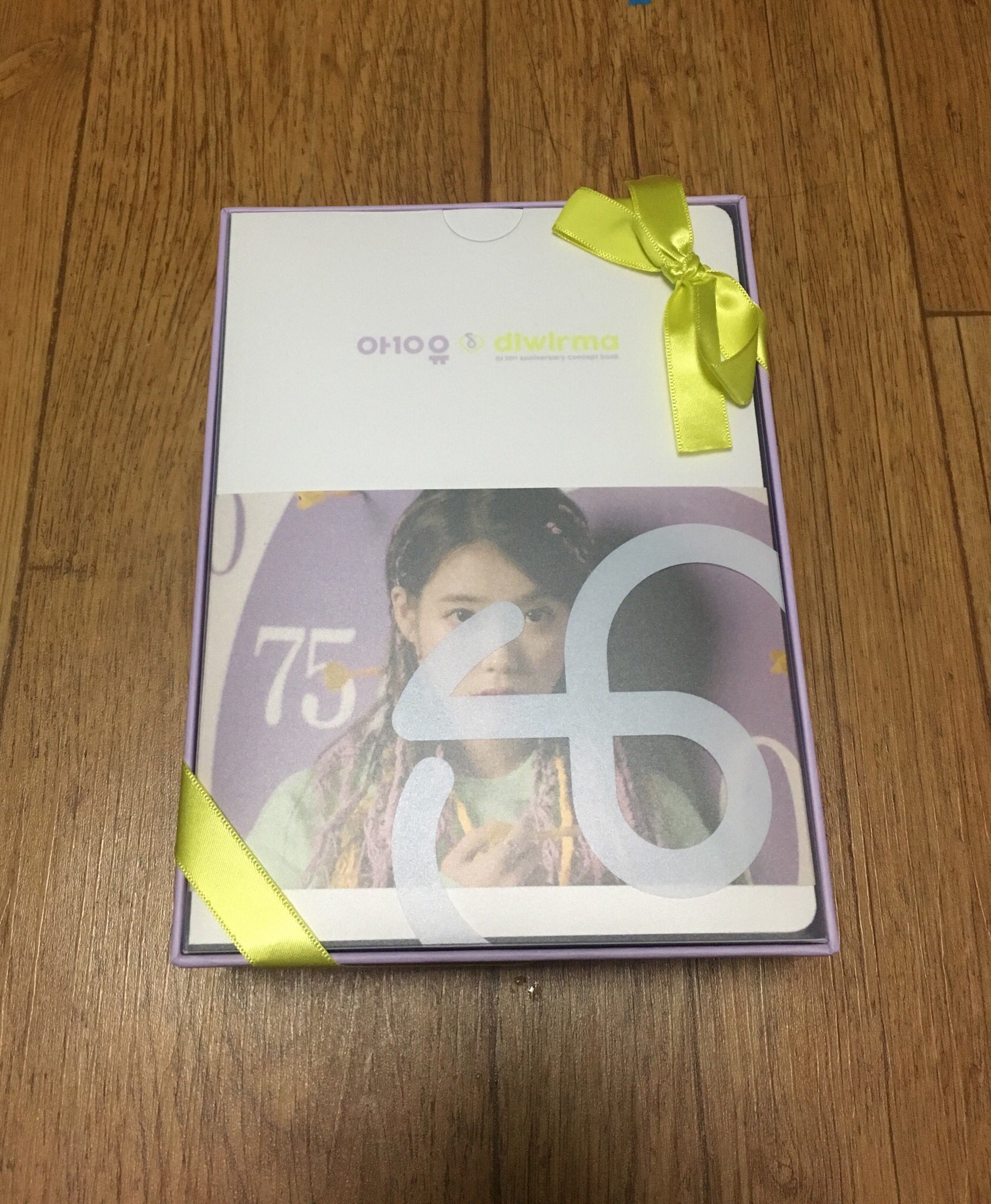 IU ファンクラブ 1期 ユエナ 会員特典 UAENA 透明トレカ 【公式通販】