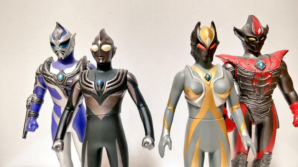 ついに闇の巨人達の時代が来たなぁ…😌✨✨ 「闇色に染め上げろッ