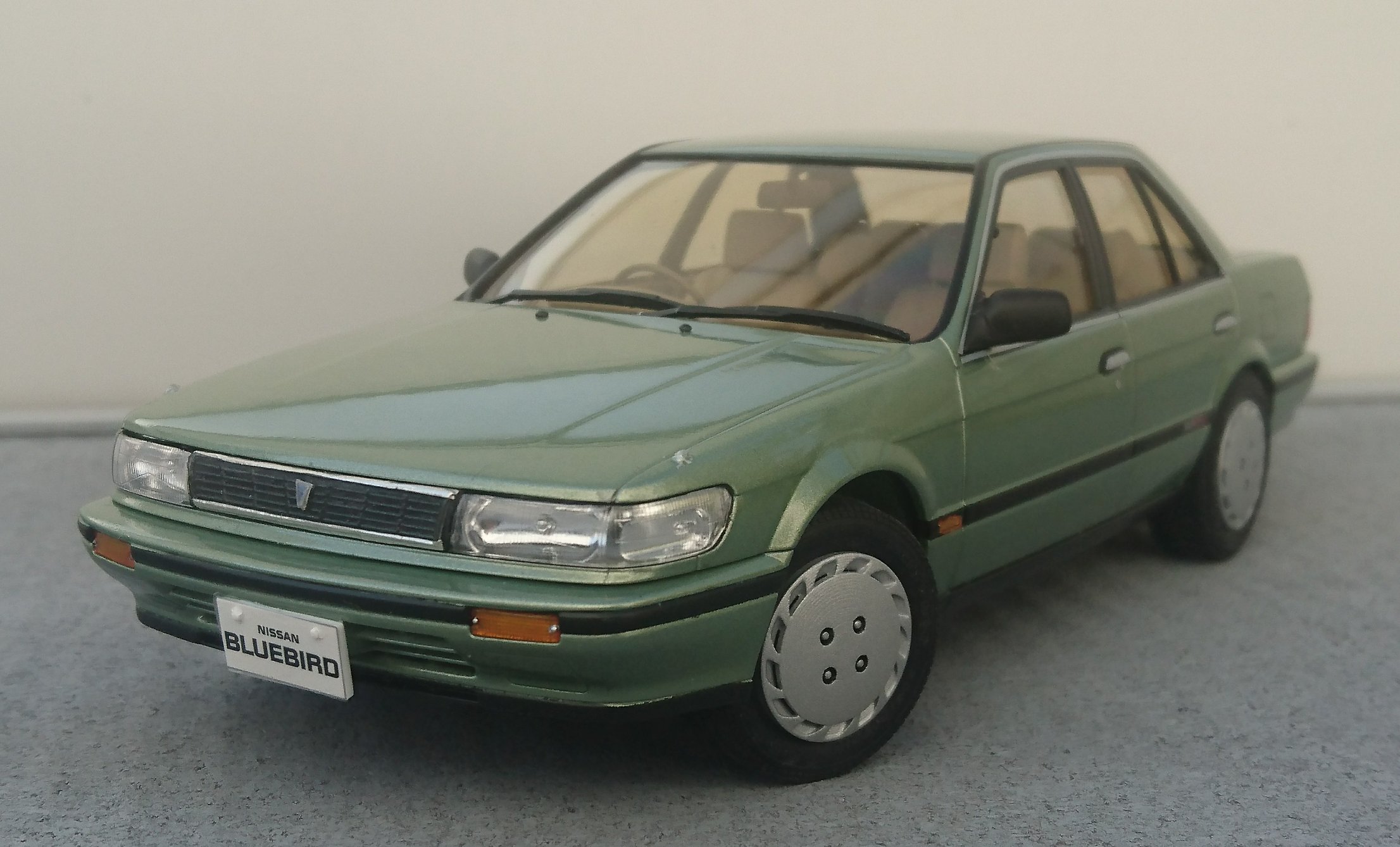 新ななE ハセガワ u12 ブルーバード ニッサン ブルーバード U12 SSS