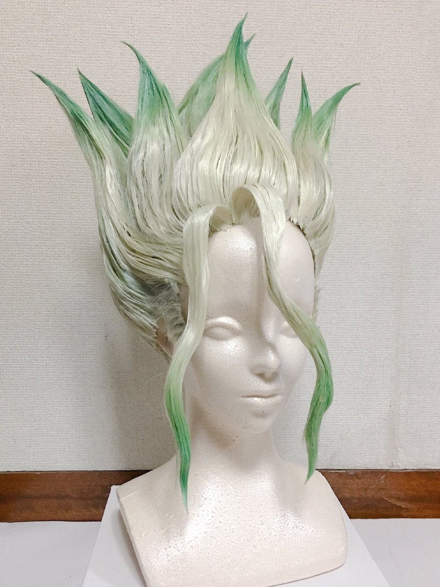 コスプレウィッグ 【 Dr.STONE / 石神千空 】 ロングウィッグを立ち