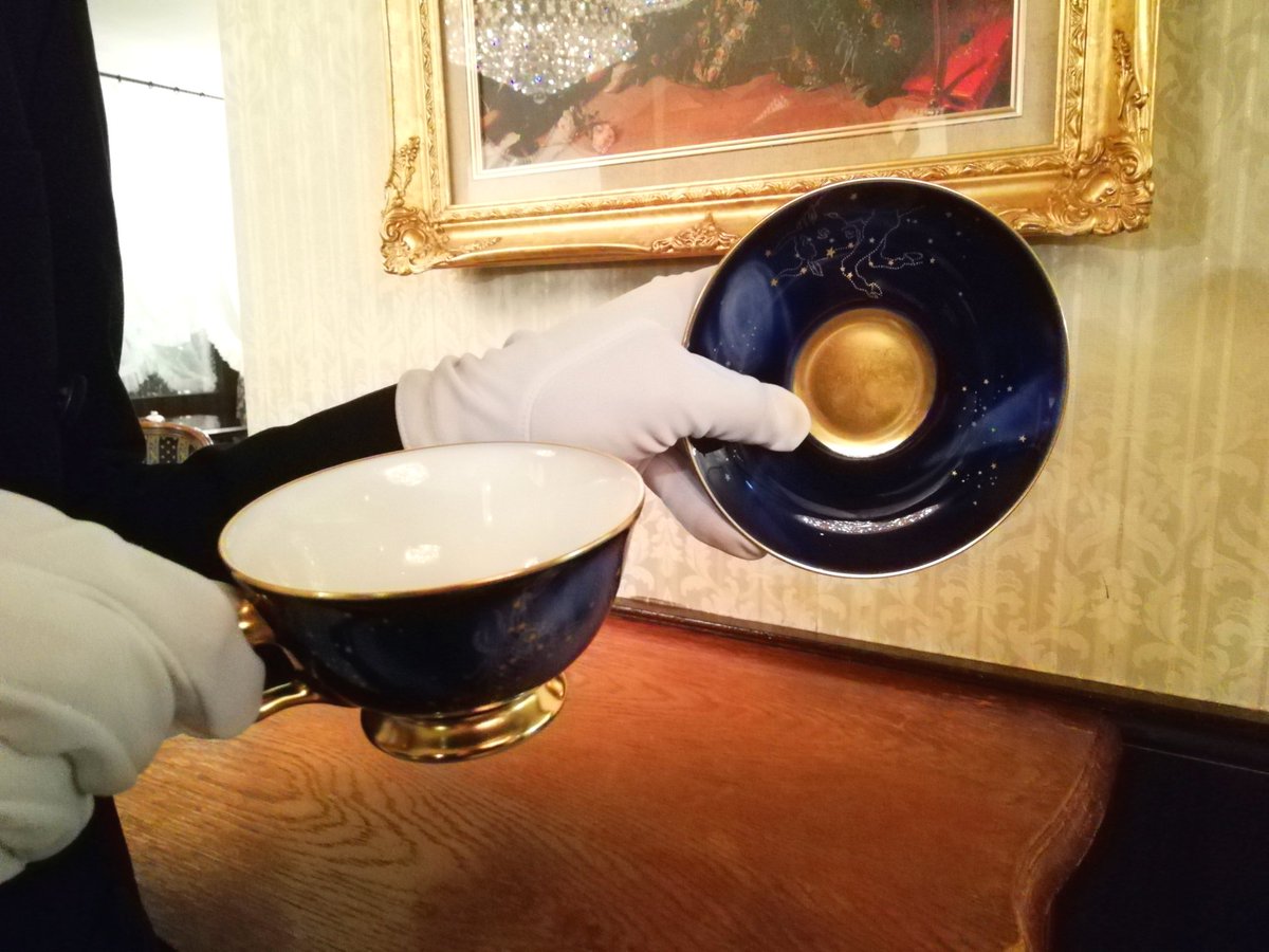 お嬢様、お坊っちゃま。 当家のティーカップがひとつ、大倉陶園の