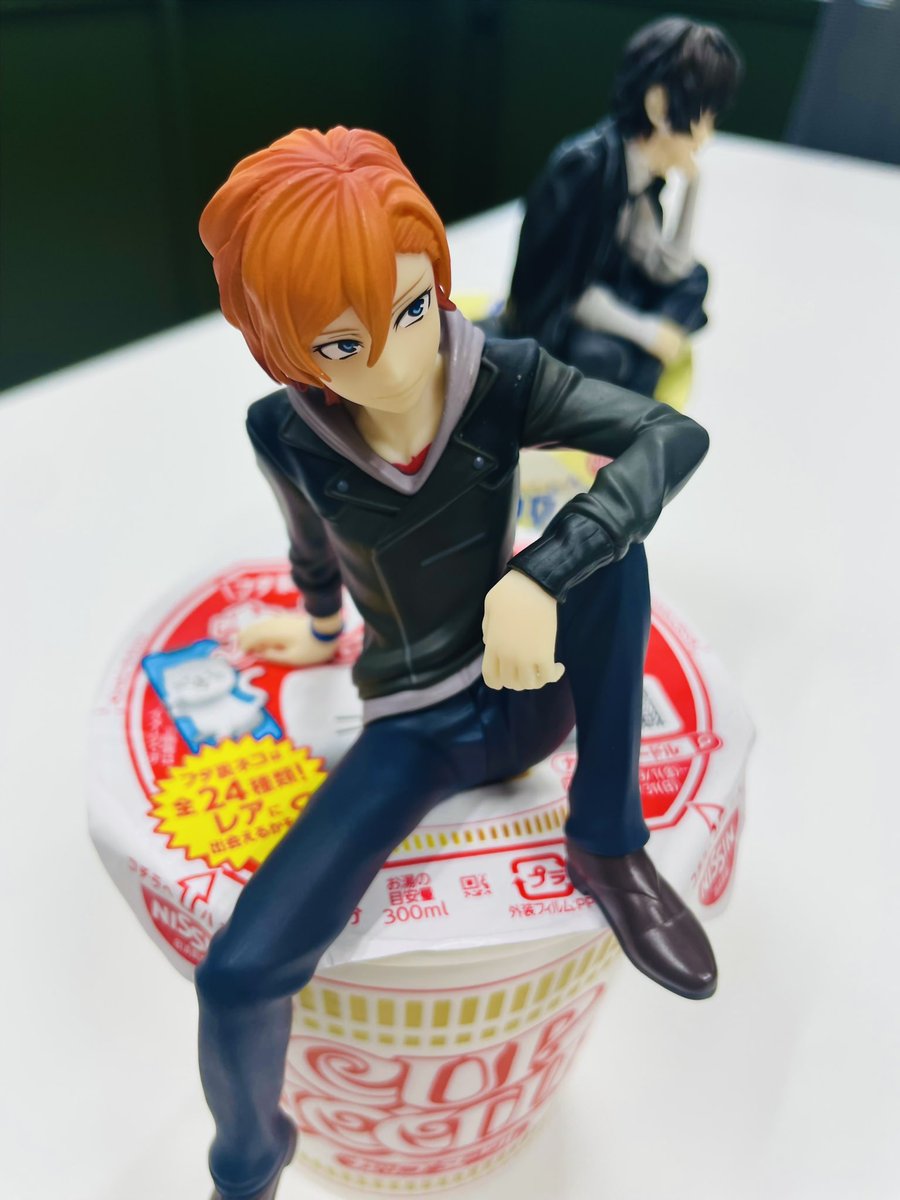 雑文】フリューさんから「ぬーどるストッパーフィギュア」太宰治、中原