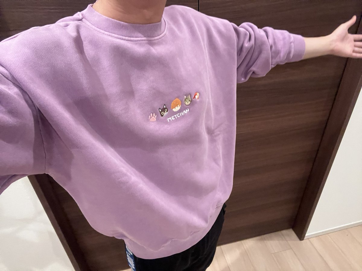 FHxru1TaUA8GRTo.jpg?format=jpg