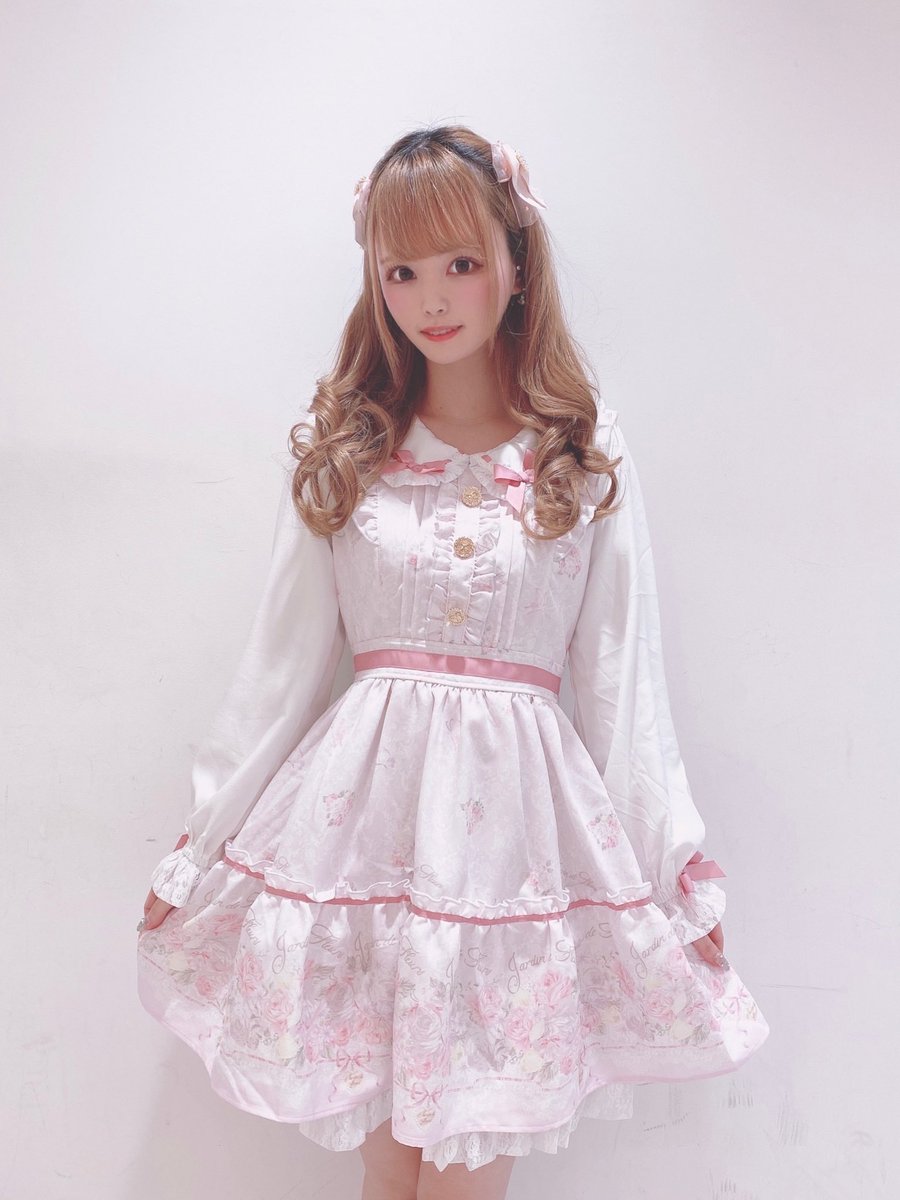 ⑅୨୧ 新宿ALTA店♡新作item ୨୧⑅* 久々の花柄オリジナルワンピース