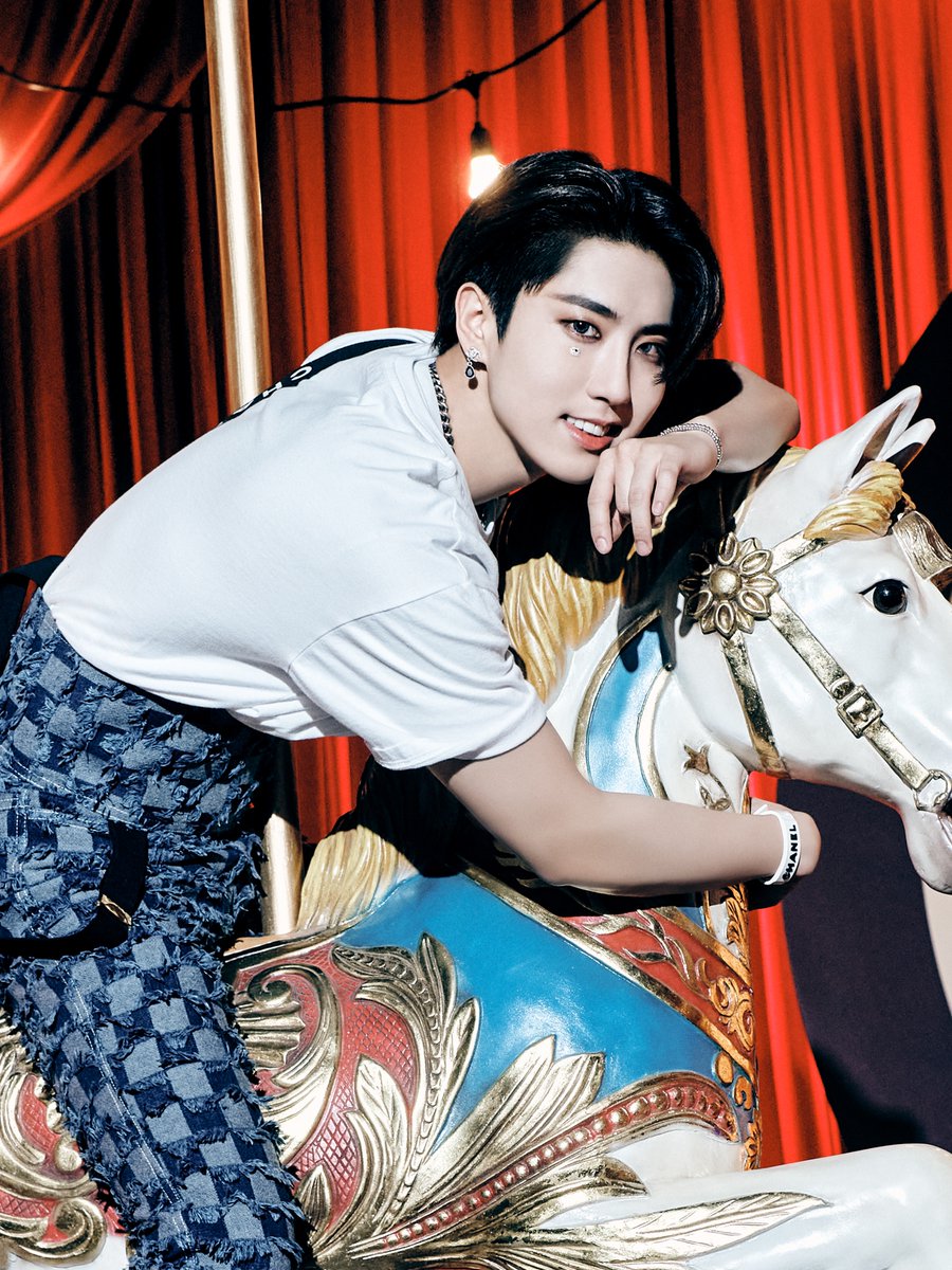 Stray Kids JAPAN 2nd Mini Album Sub Solo Teaser Image HAN / Felix