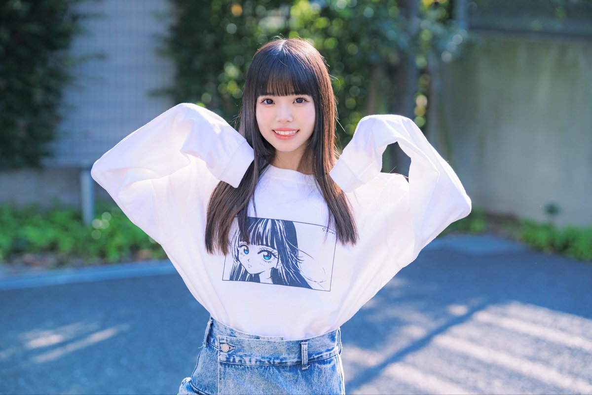 空詩かれん生誕祭2025 新グッズ】 背面は無地！ かれんも普通に