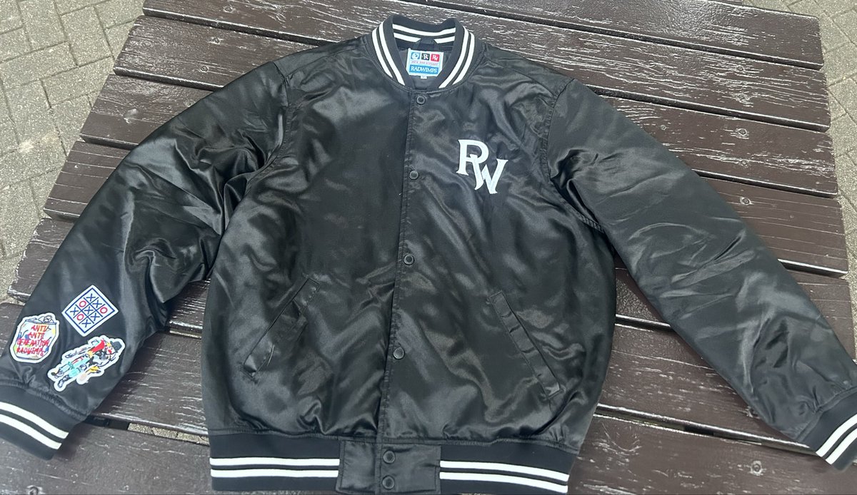 RADのスタジャン！並んで買って毎日のように着ていてupしてなかった