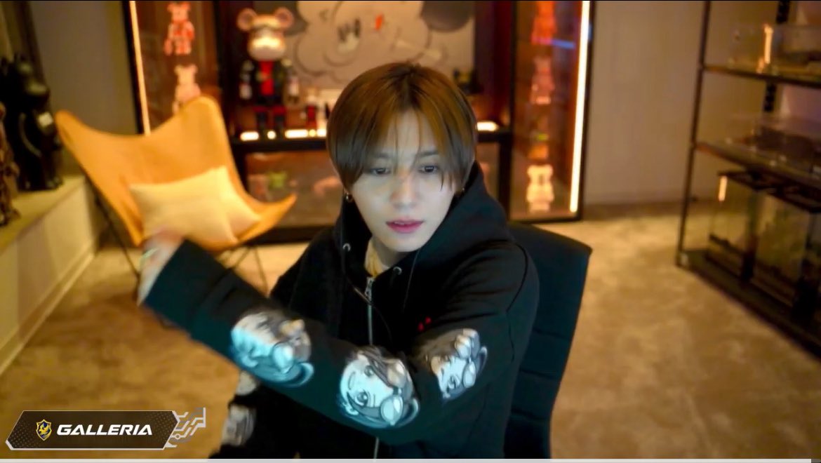 山田涼介サイズのパーカーしんどww 全然好みじゃないけどそれ言われる