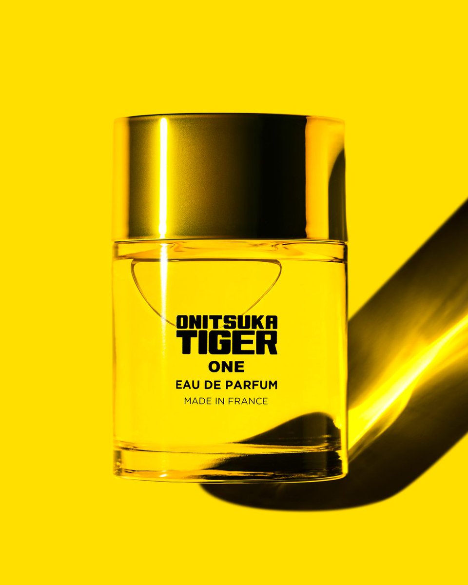 EAU DE PARFUM ブランドアイデンティティーを体現した香水が4つの香り