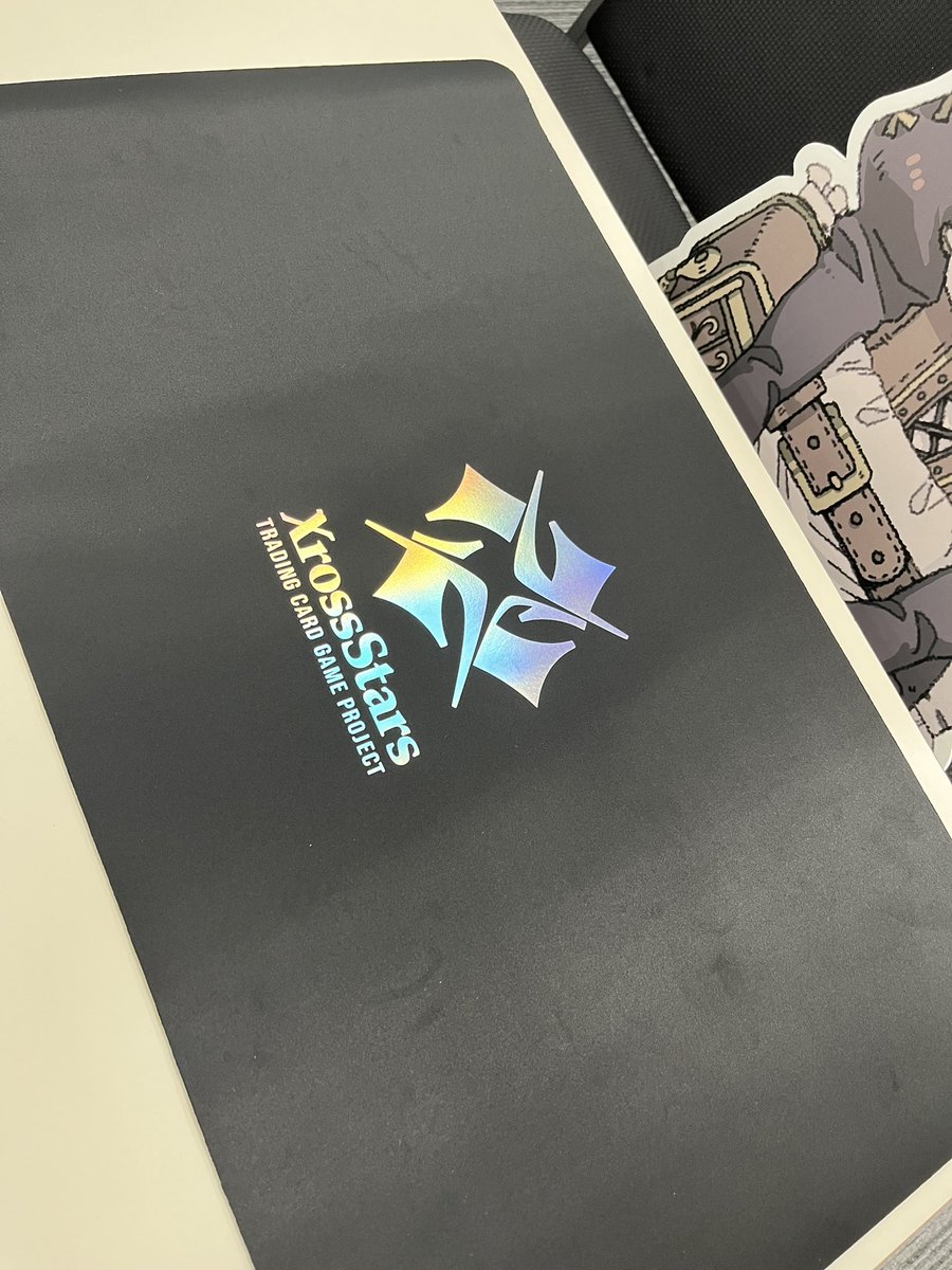 プレイマットはこちらのバージョンもあるみたいです！ シンプルで