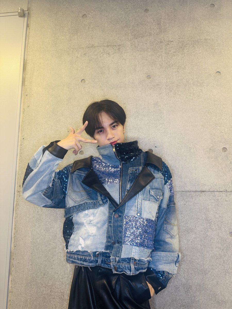 GwDmjR0WMAEkGH7.jpg?format=jpg