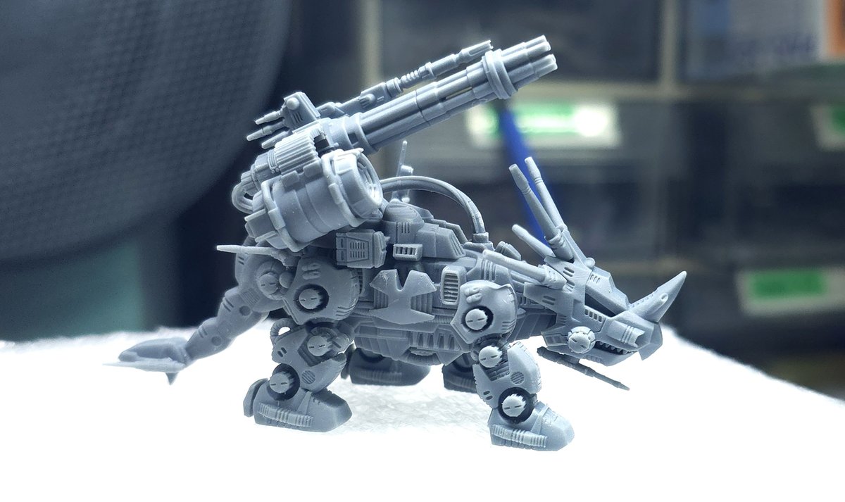 ワンフェス2025夏 卓番：4-32-02 【PTsd】 ウルトラザウルス 1/350