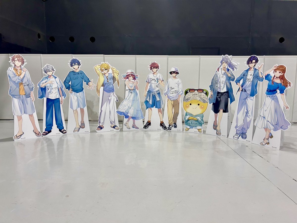 昨日、からぴちメンバー全員からサインをもらいました🍑 直筆サインの