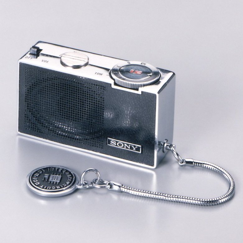 1967 ICR-100 Micro Radio