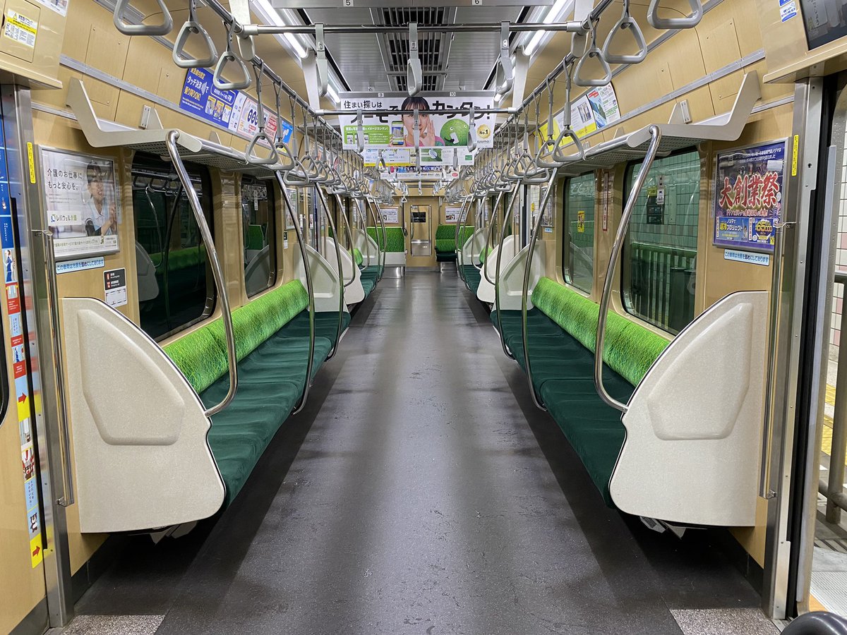 東急7000系 車内 先日たまたま座席モケット更新車の7107Fに乗れたので