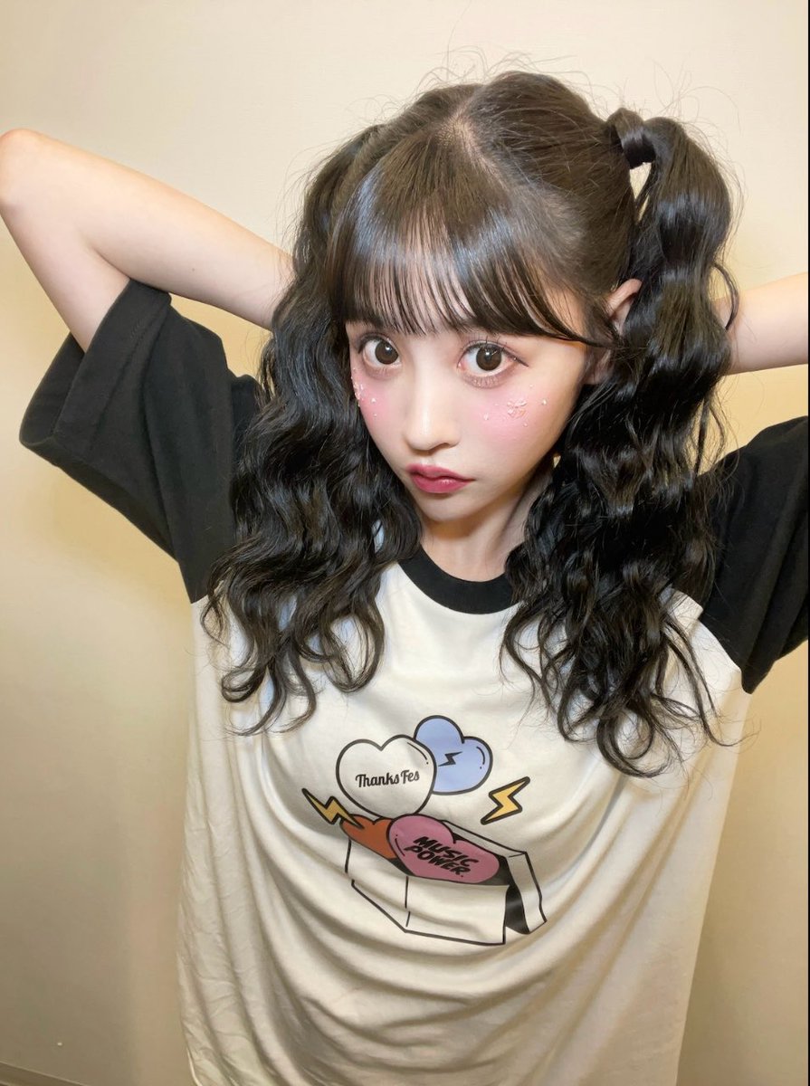 CDTVライブライブ大感謝祭2024 ありがとうございました🤍 TシャツがPOP