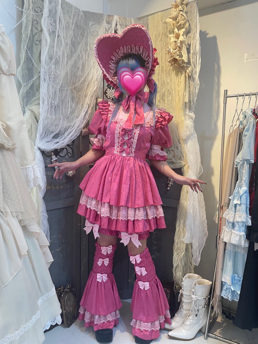 ✨💗12/31までご予約受付中💗✨ millna様の 💖ショッキングロリィタ