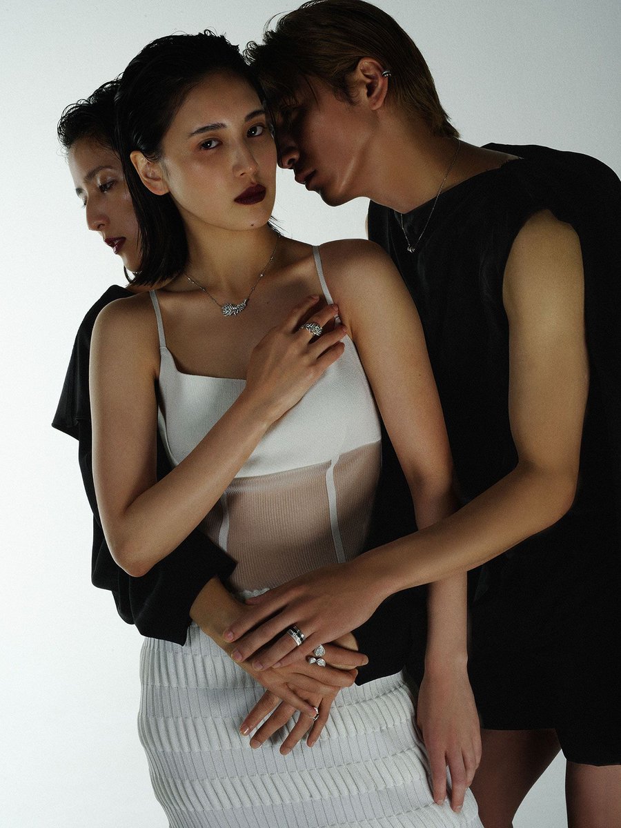 写真家・鈴木親が撮る、藤井流星、藤井萩花、藤井夏恋。東京デザイナー