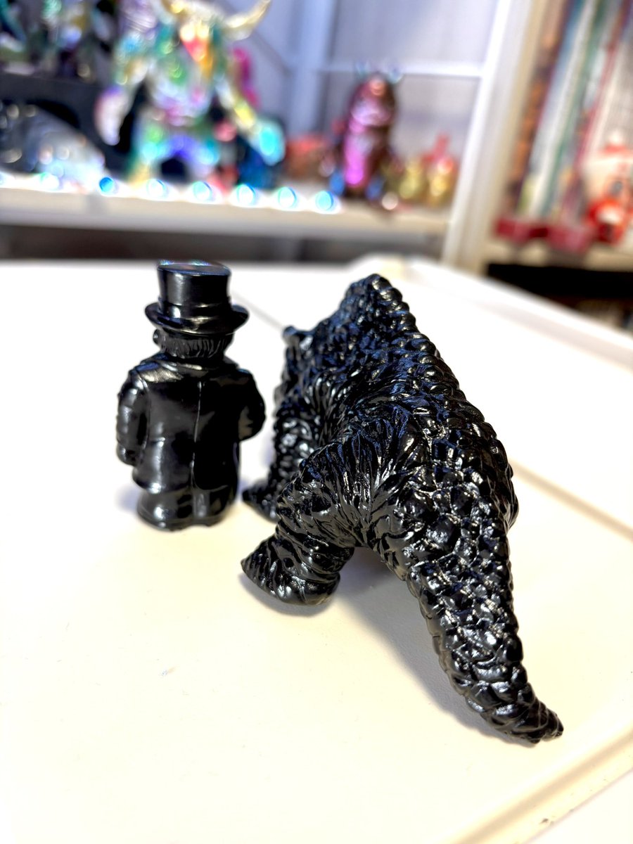 ワンフェス戦利品③ oneup.さんでメガロサウルス ＋ 博士 黒素体セット