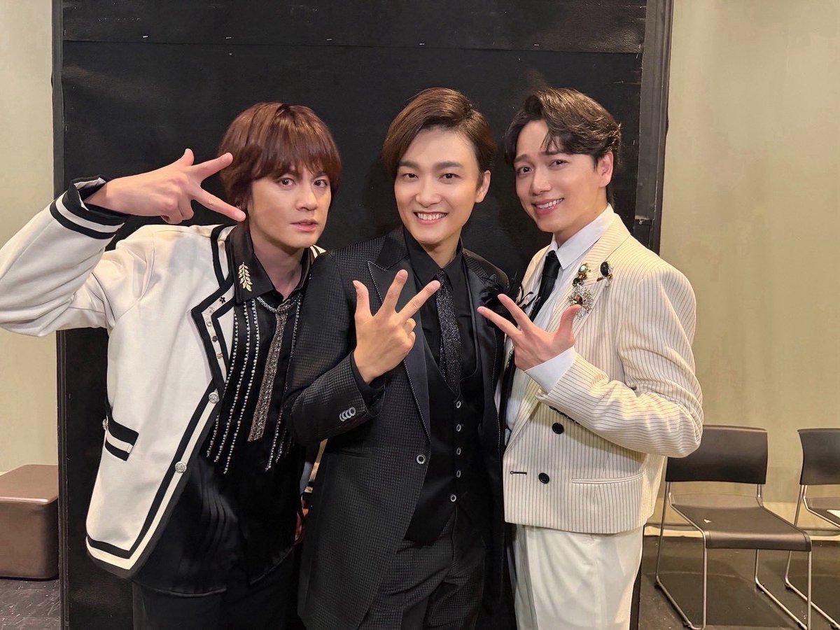 浦井です！ シアターオーブで、StarSそのままの振り付けで「闇が広がる